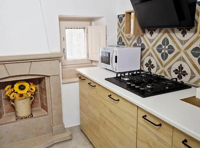 בית נופש Dimora Biancodoro לוקורוטונדו